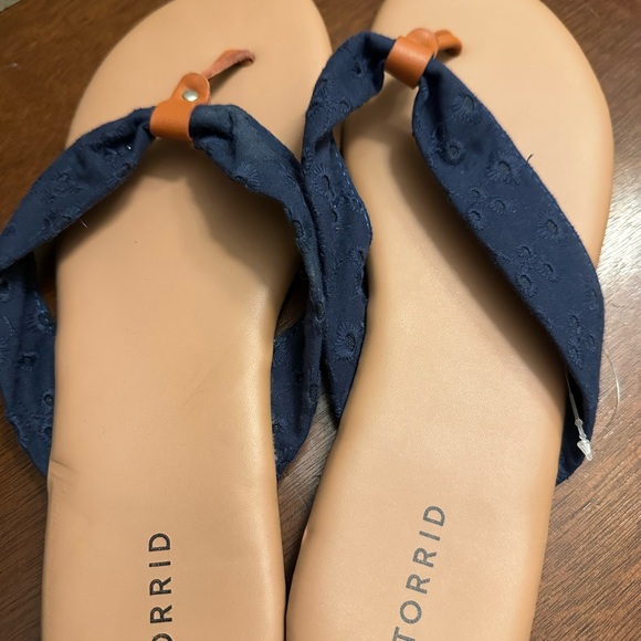 Torrid Women's Navy and Tan Sandals - Picture 2 of 3